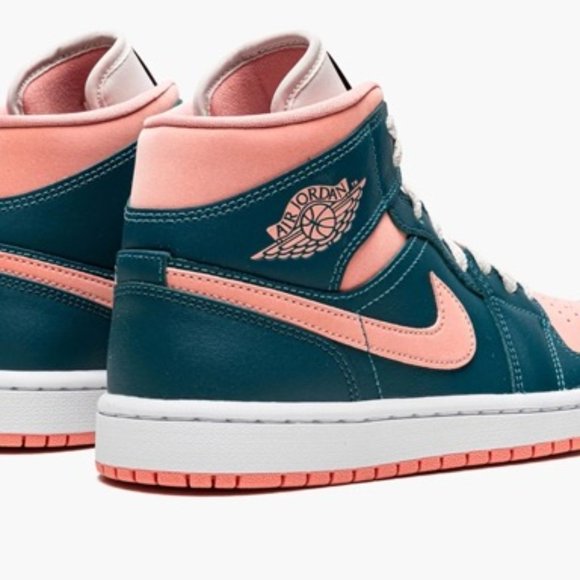 SOLD! WMNS AIR JORDAN 1 MID 100% Authentic Brand New in Box! - Picture 9 of 10